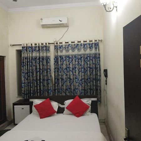 Raviz Inn Kolkata Exterior photo